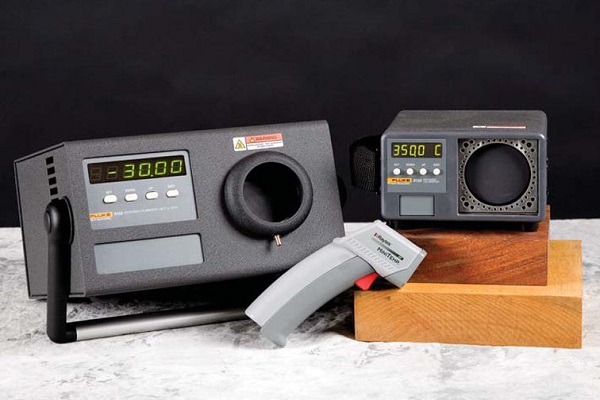 Fluke 9132/9133 Portable Infrared Calibrator